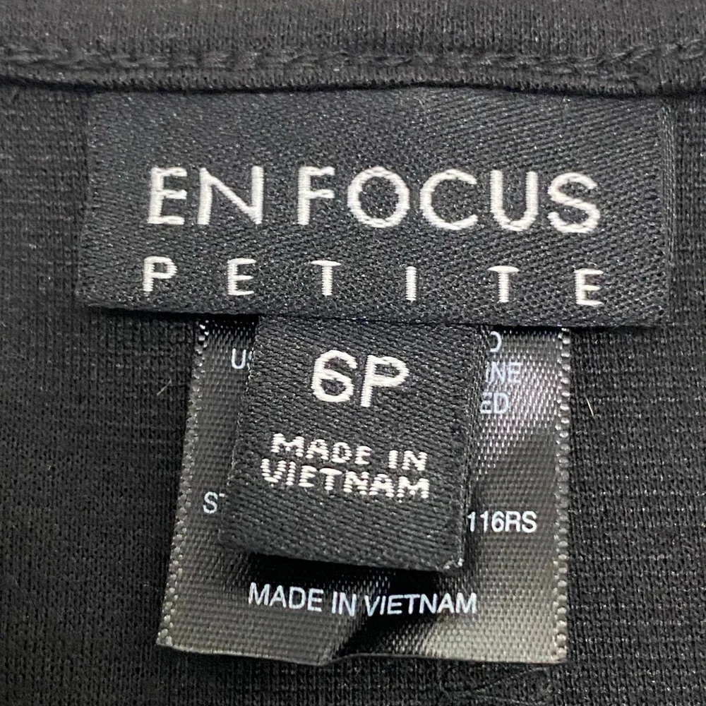 En Focus Studio Black and White Sleeveless dress with
Open Back size 6P - Picture 5 of 9